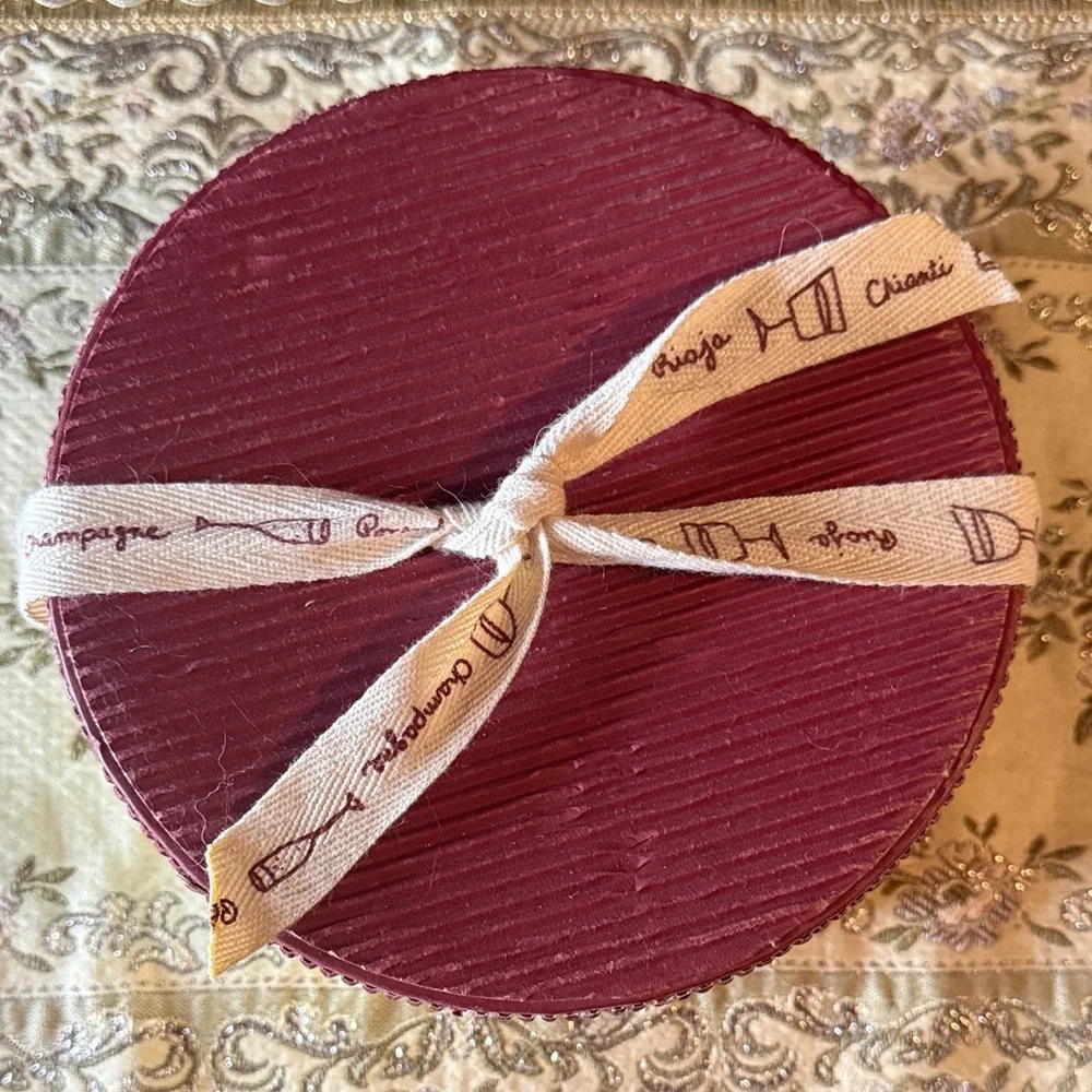 6 Williams Sonoma 6 inch appetizer plates